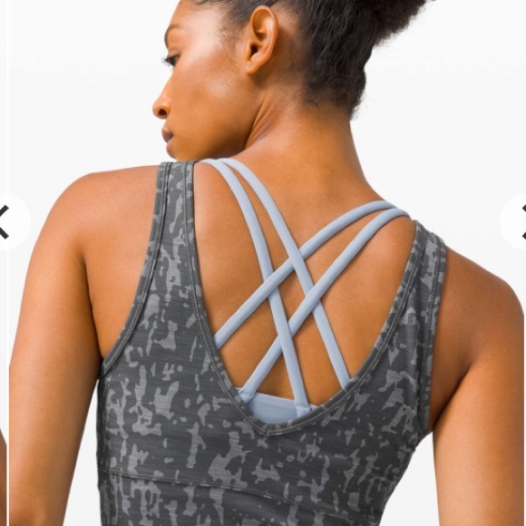 Lululemon Power Pivot Tank (Size 2) - Picture 4 of 5